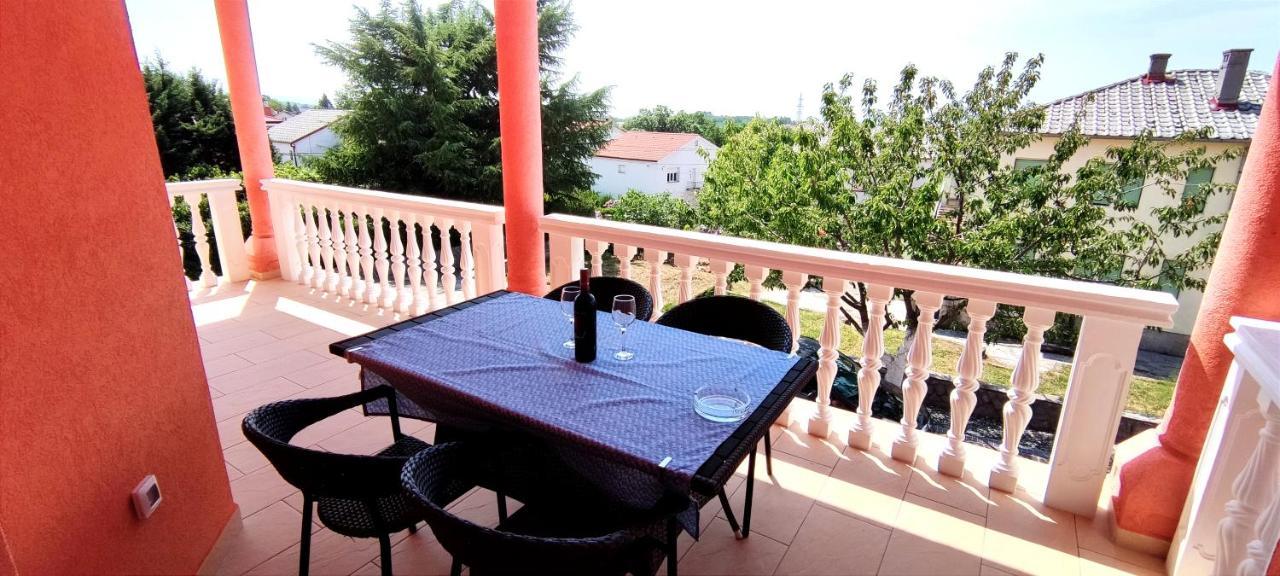 Kvarner Hill Apartment Viskovo Luaran gambar